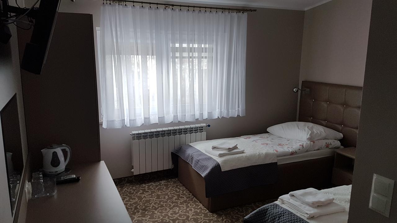 Hotel Gutland Wysokie Mazowieckie Εξωτερικό φωτογραφία