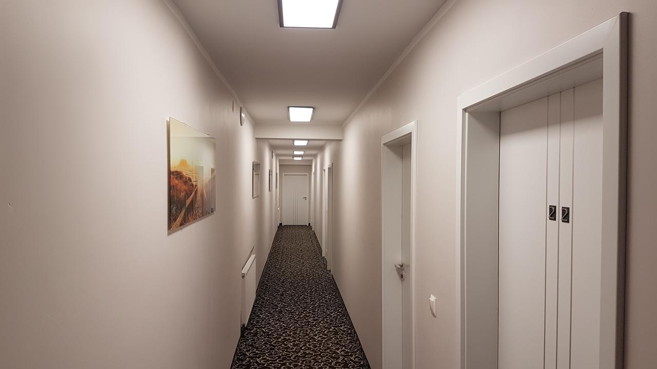 Hotel Gutland Wysokie Mazowieckie Εξωτερικό φωτογραφία